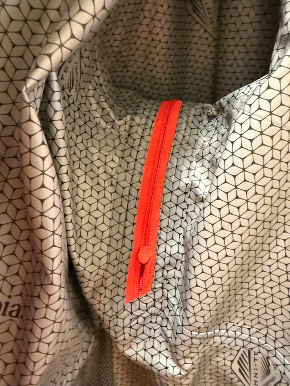 Columbia Staydry Waterproof Rain Jacket XL Altered Sleeves Red Pit Zips - Picture 8 of 12